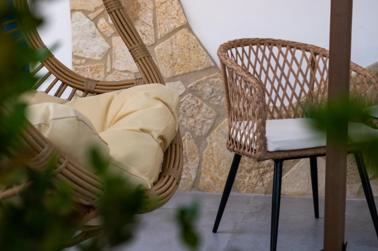 Melitta'S Luxury Apartments Anthousa  Eksteriør bilde