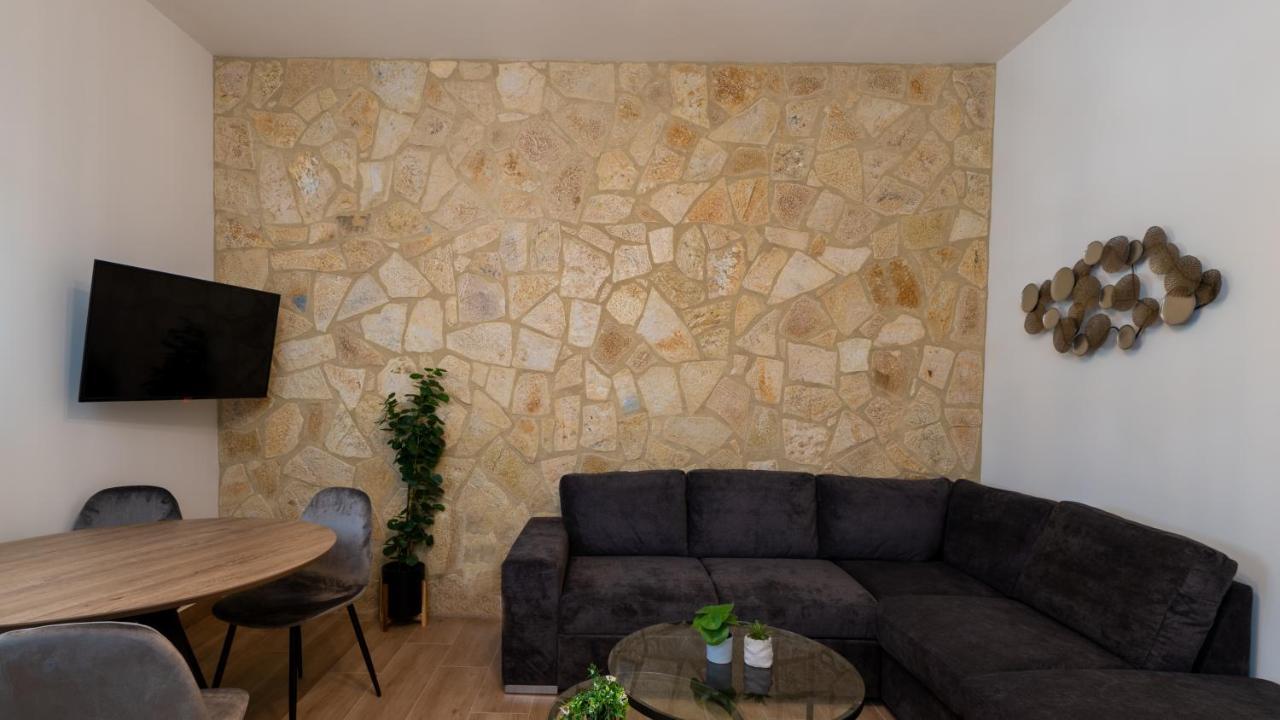 Melitta'S Luxury Apartments Anthousa  Eksteriør bilde
